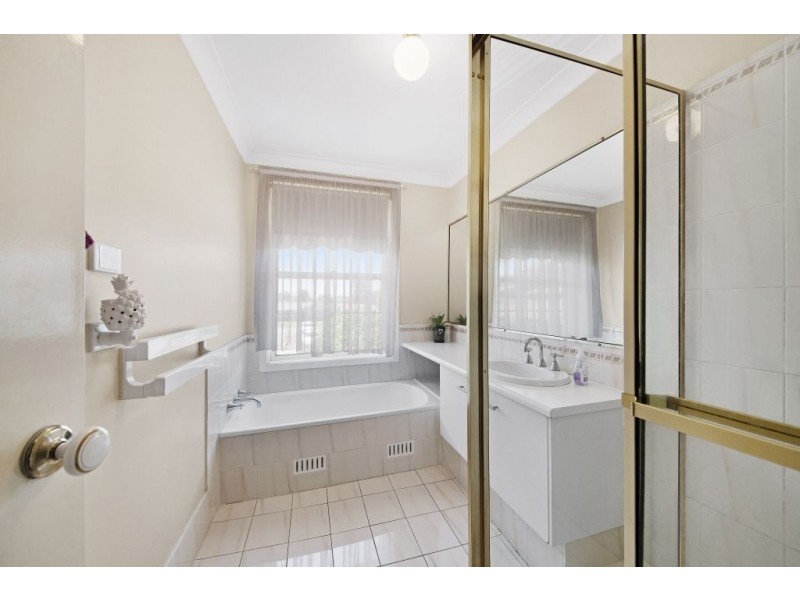 11 Admiralty Place, Umina Beach NSW 2257