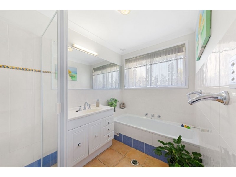 136 Helmsman Boulevarde, St Huberts Island NSW 2257