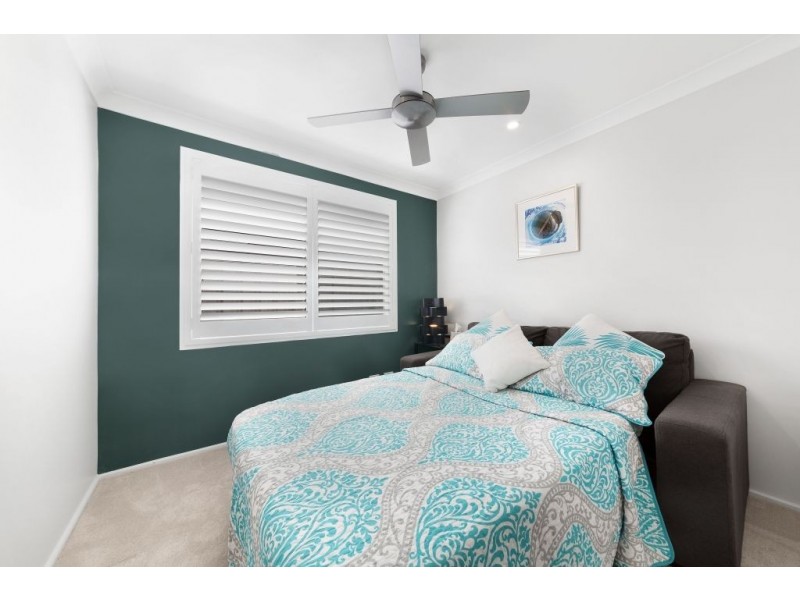 136 Helmsman Boulevarde, St Huberts Island NSW 2257