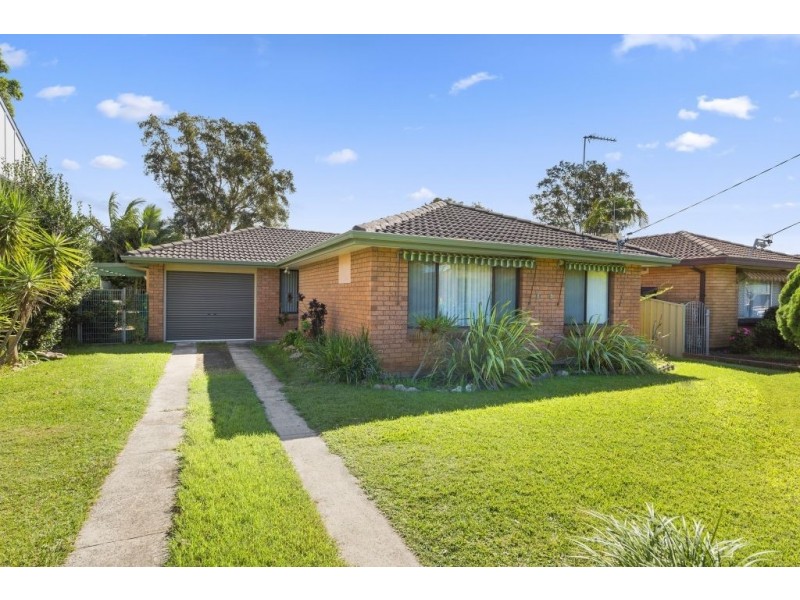 9 Farleigh Avenue, Umina Beach NSW 2257