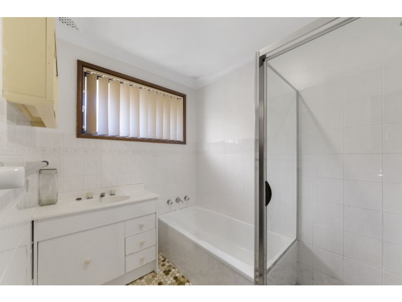 9 Farleigh Avenue, Umina Beach NSW 2257