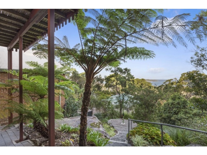 13 Castle Circuit, Umina Beach NSW 2257