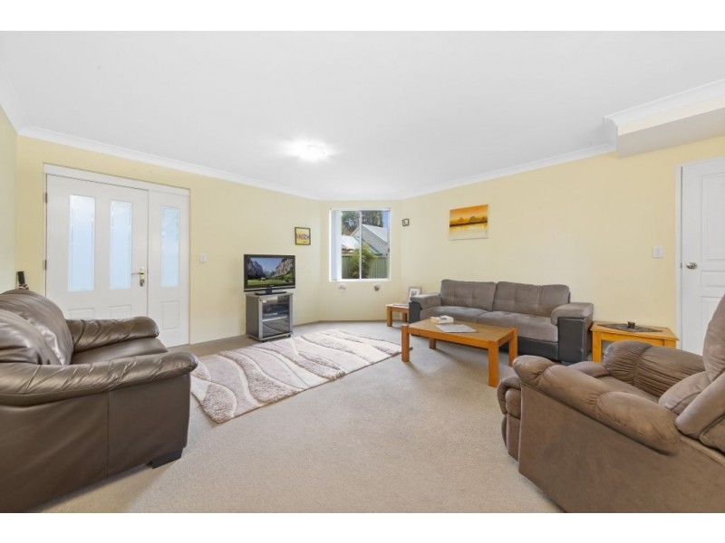 2/144 Railway Street, Woy Woy NSW 2256