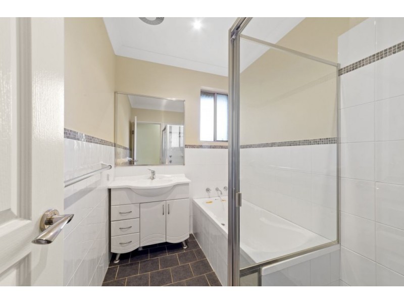 2/144 Railway Street, Woy Woy NSW 2256