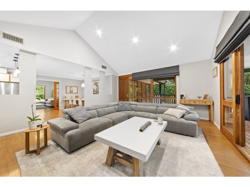 156 Empire Bay Drive, Empire Bay NSW 2257