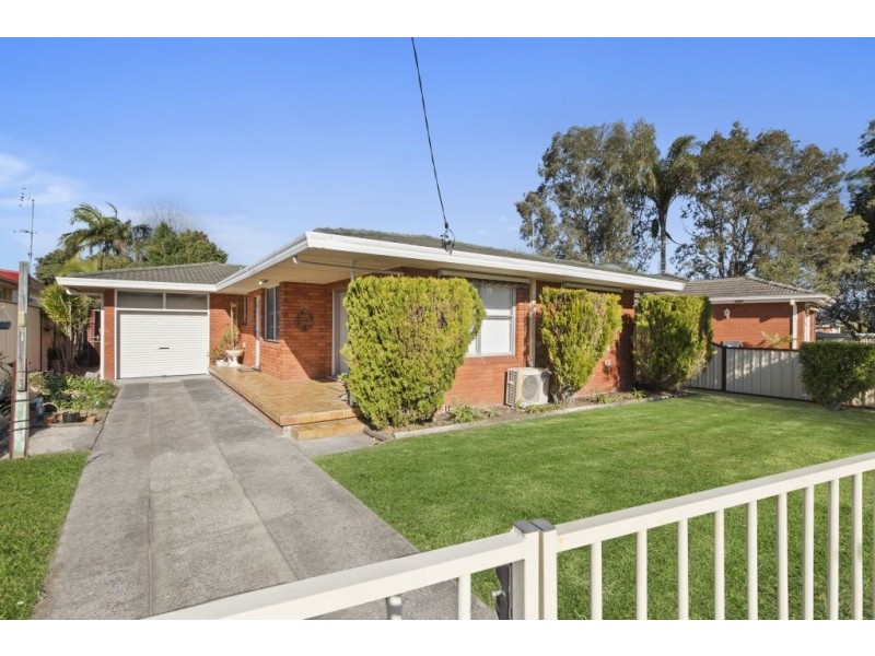 14 Daffodil Drive, Woy Woy NSW 2256