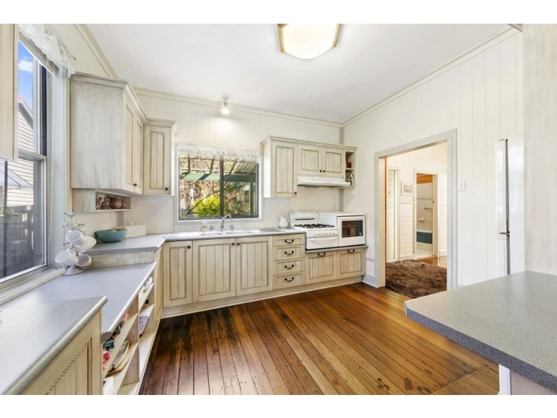 29b Taylor Street, Woy Woy Bay NSW 2256