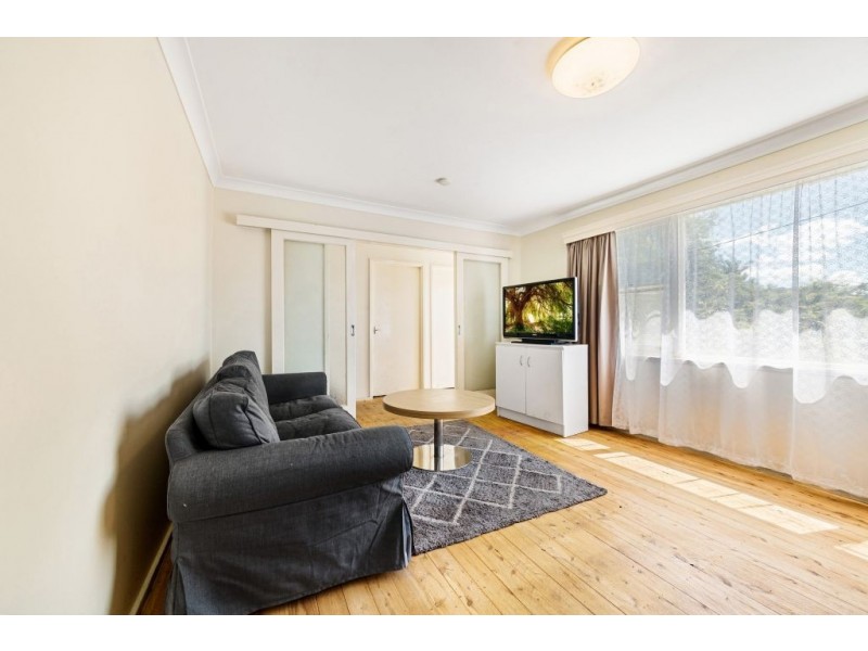 8 Walford Street, Woy Woy NSW 2256