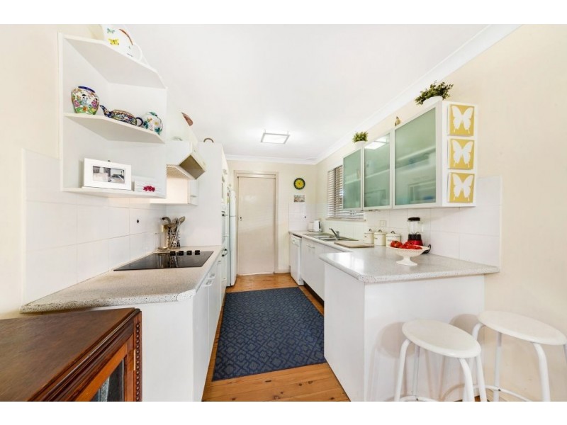 5 Pioneer Road, Umina Beach NSW 2257