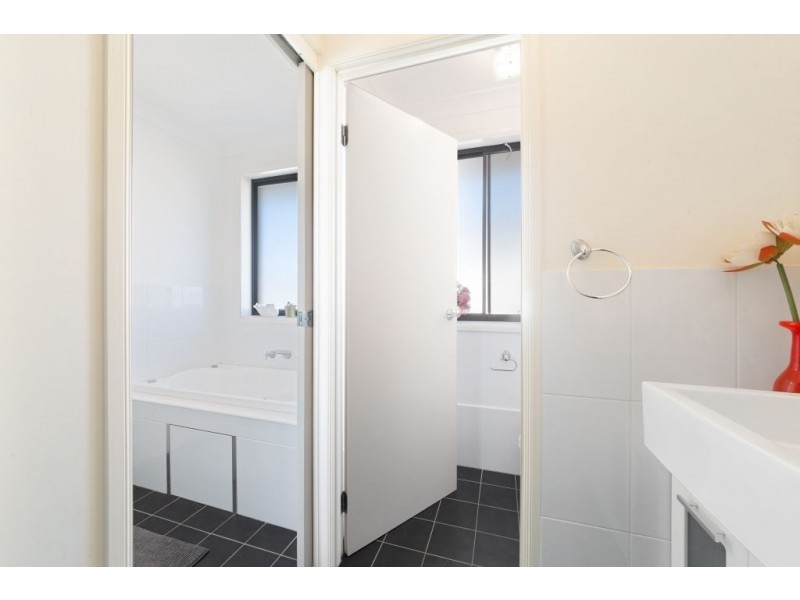 1/32 Beach Street, Ettalong Beach NSW 2257