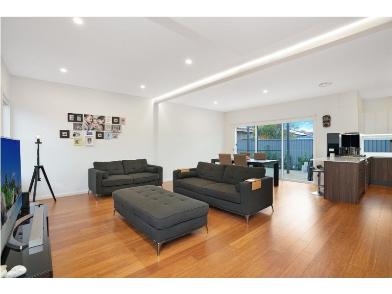 2/152 Barrenjoey Road, Ettalong Beach NSW 2257