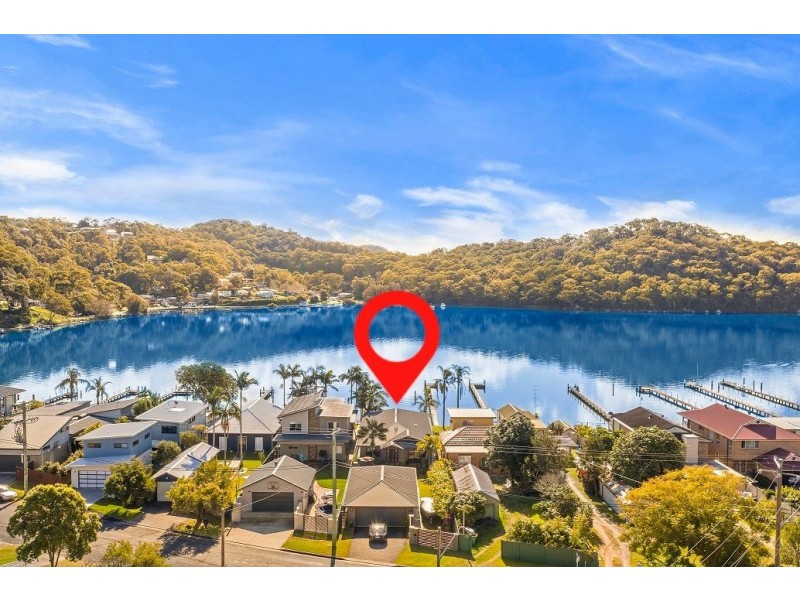 16 Rawson Road, Woy Woy NSW 2256