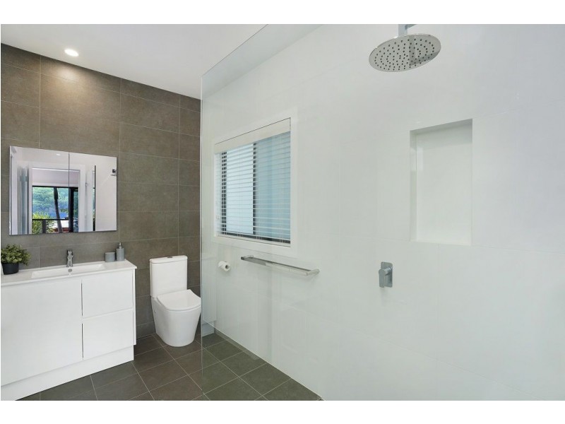 16 Rawson Road, Woy Woy NSW 2256