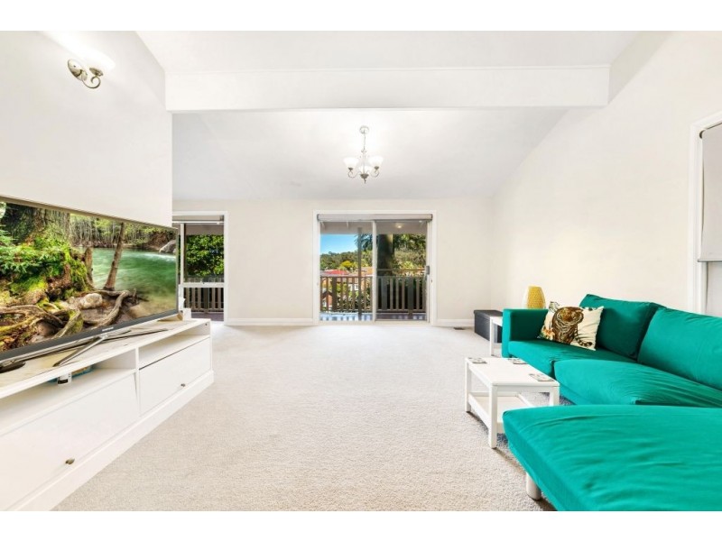 9 County Close, Umina Beach NSW 2257