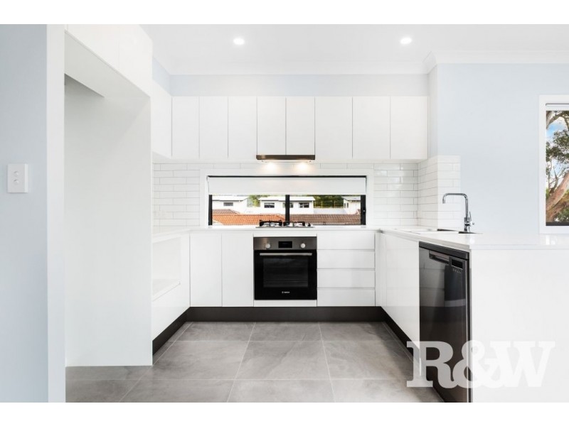 2/117 Bourke Road, Umina Beach NSW 2257