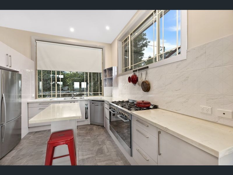 33 The Palisade, Umina Beach NSW 2257