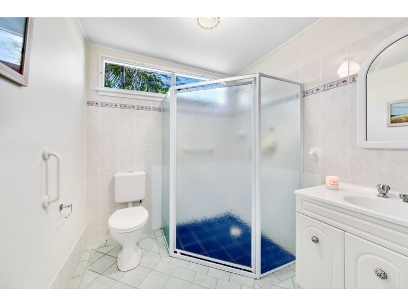 7 Rawson Rd, Woy Woy NSW 2256