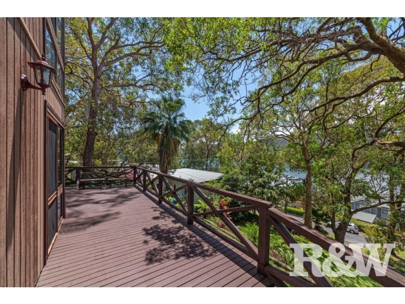 82 Taylor Street, Woy Woy Bay NSW 2256