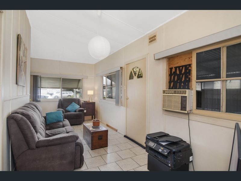 1 Leslie Street, Umina Beach NSW 2257