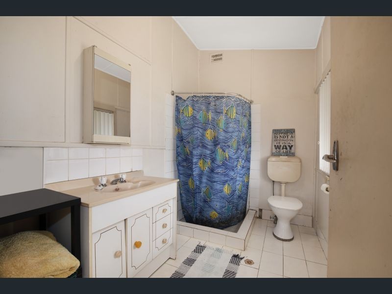 1 Leslie Street, Umina Beach NSW 2257