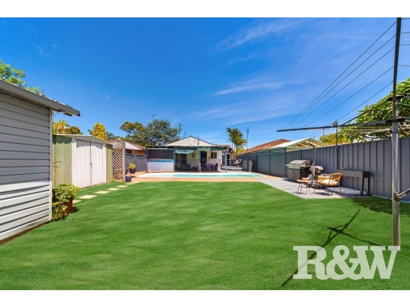 88 Trafalgar Avenue, Woy Woy NSW 2256