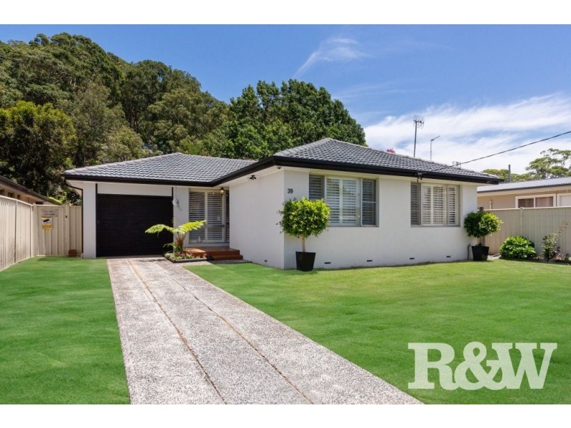 39 Carpenter Street, Umina Beach NSW 2257