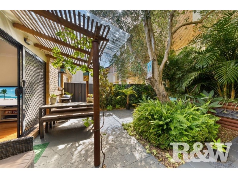 2/136 Broken Bay Rd, Ettalong Beach NSW 2257
