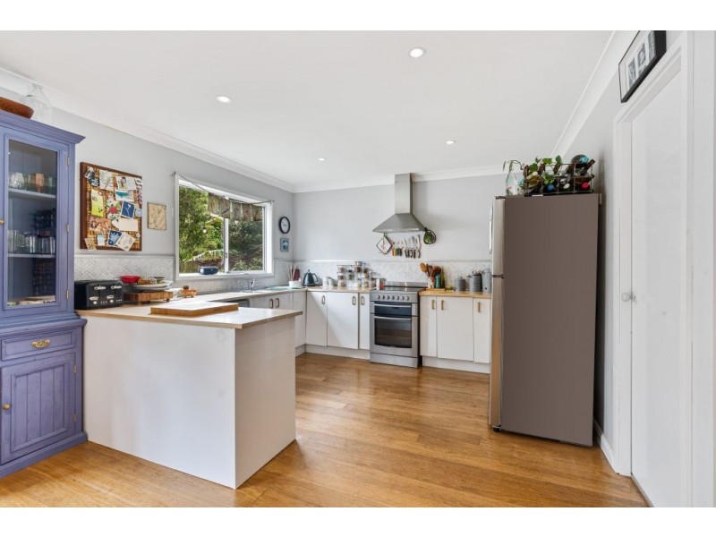 17 Carpenter Street, Umina Beach NSW 2257