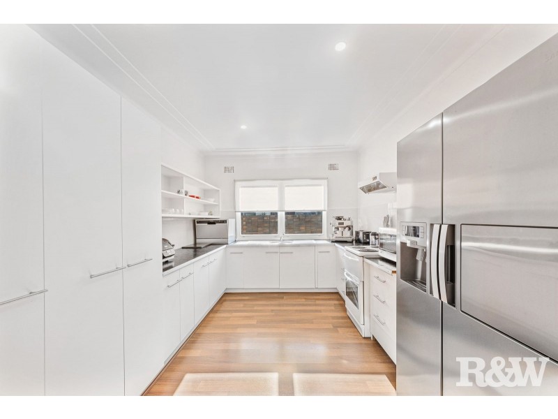 62 Robin Crescent, Woy Woy NSW 2256