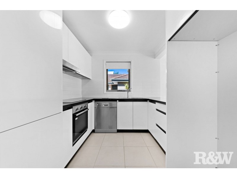 2/211 Burge Road, Woy Woy NSW 2256