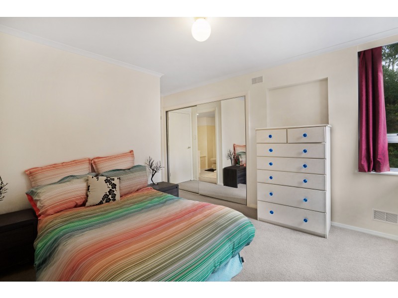 341/80 John Whiteway Drive, Gosford NSW 2250