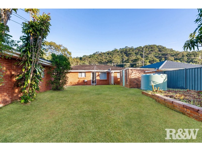 8 Carpenter Street, Umina Beach NSW 2257