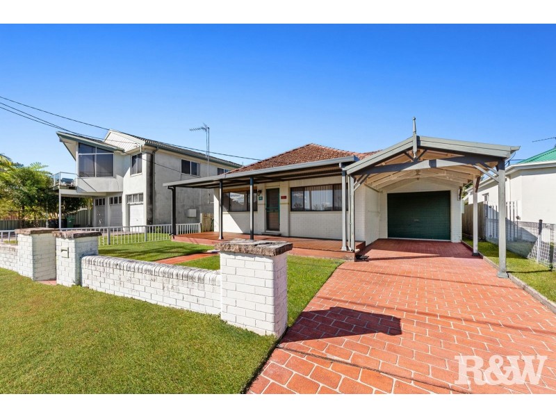 14 North Burge Road, Woy Woy NSW 2256