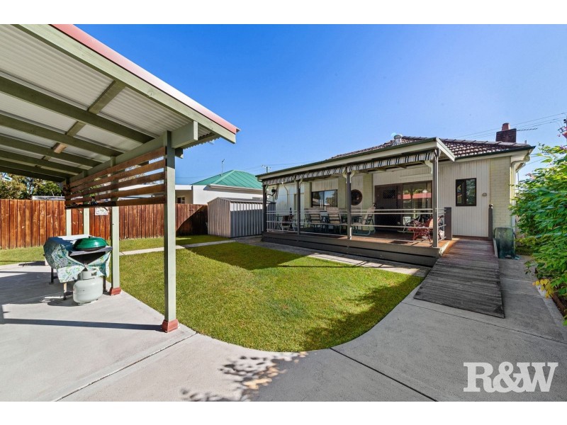 14 North Burge Road, Woy Woy NSW 2256