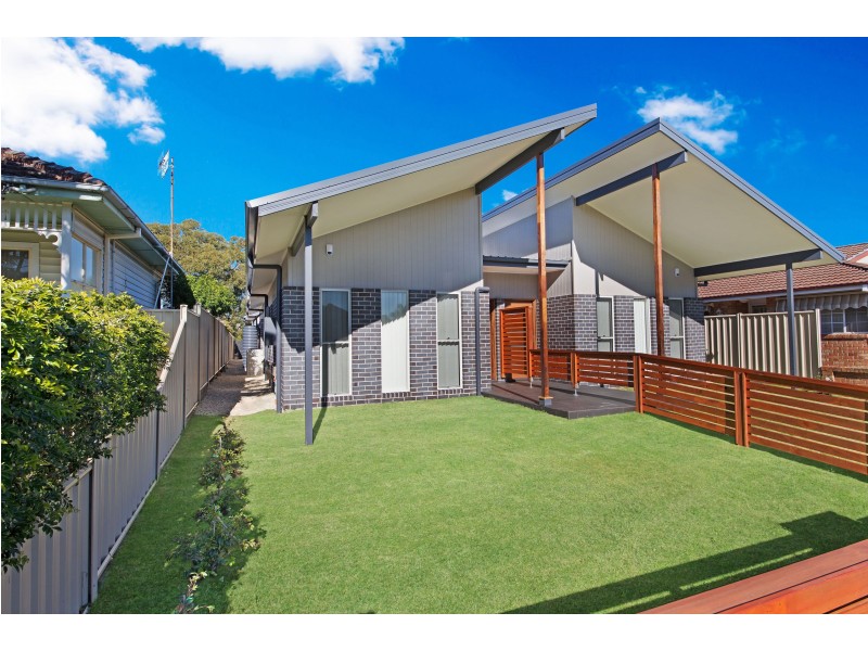 2/58 Beach Street, Ettalong Beach NSW 2257