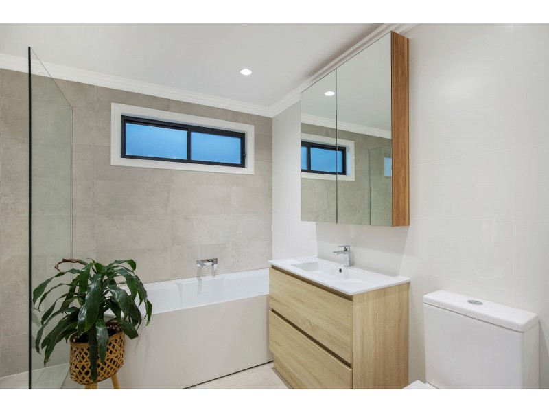 98 Taylor Street, Woy Woy Bay NSW 2256