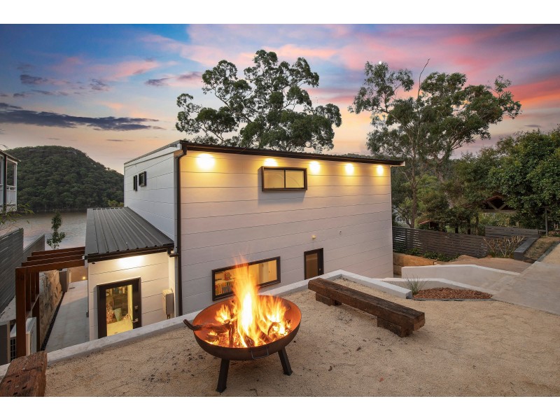 98 Taylor Street, Woy Woy Bay NSW 2256