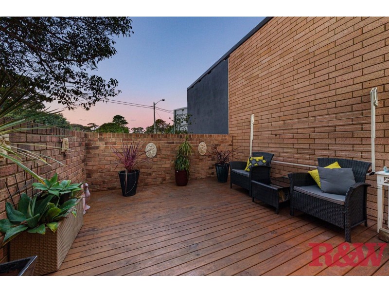 1/217 Blackwall Road, Woy Woy NSW 2256