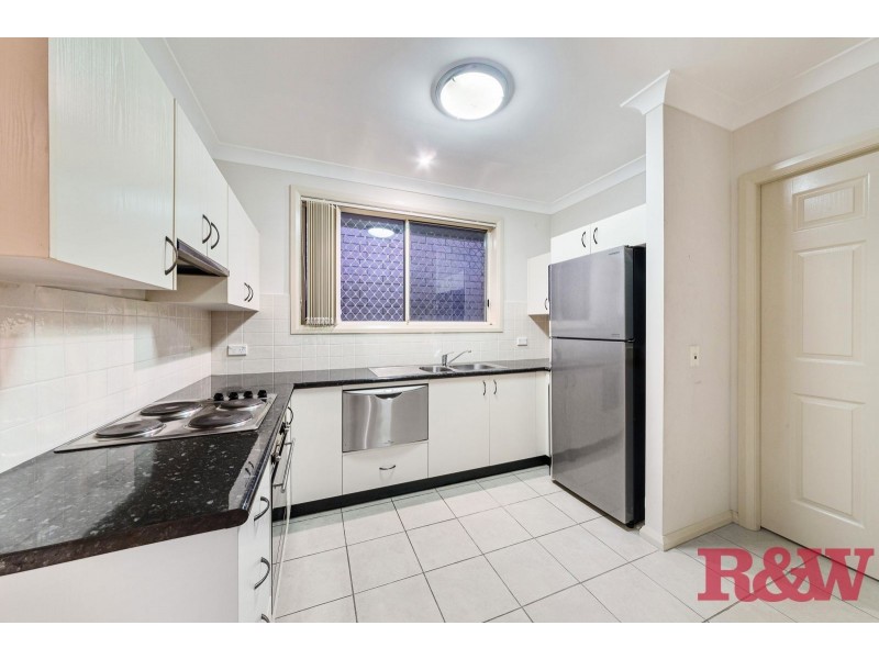 1/217 Blackwall Road, Woy Woy NSW 2256