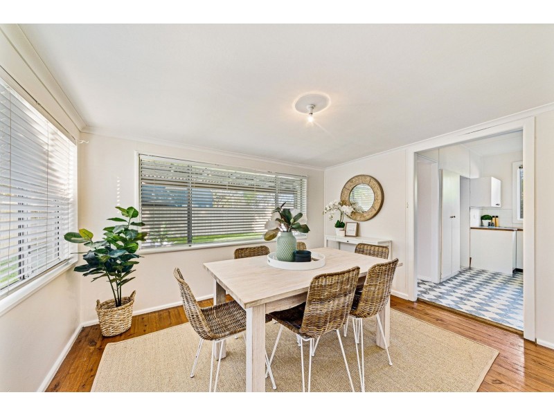 82 Trafalgar Avenue, Woy Woy NSW 2256