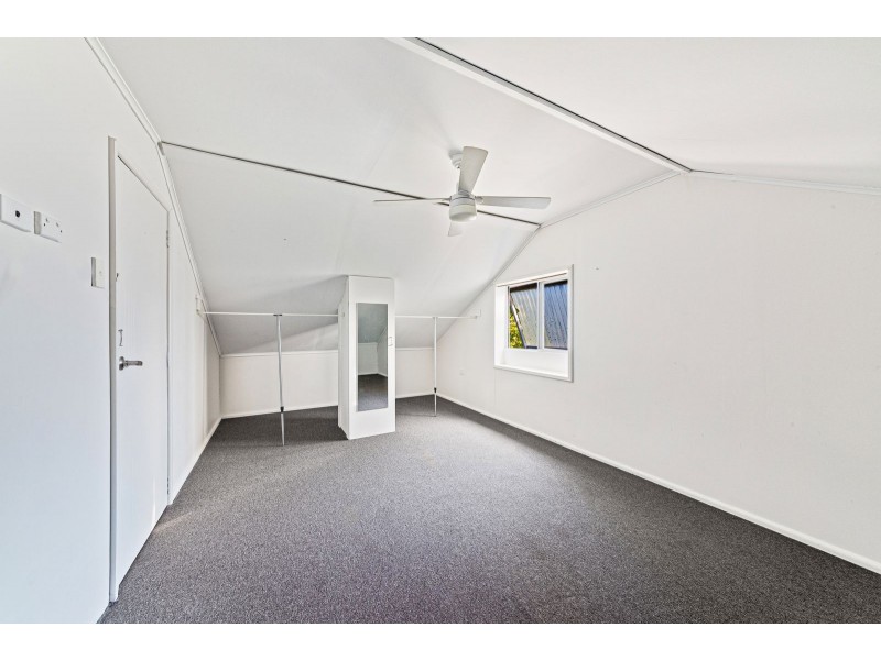 82 Trafalgar Avenue, Woy Woy NSW 2256