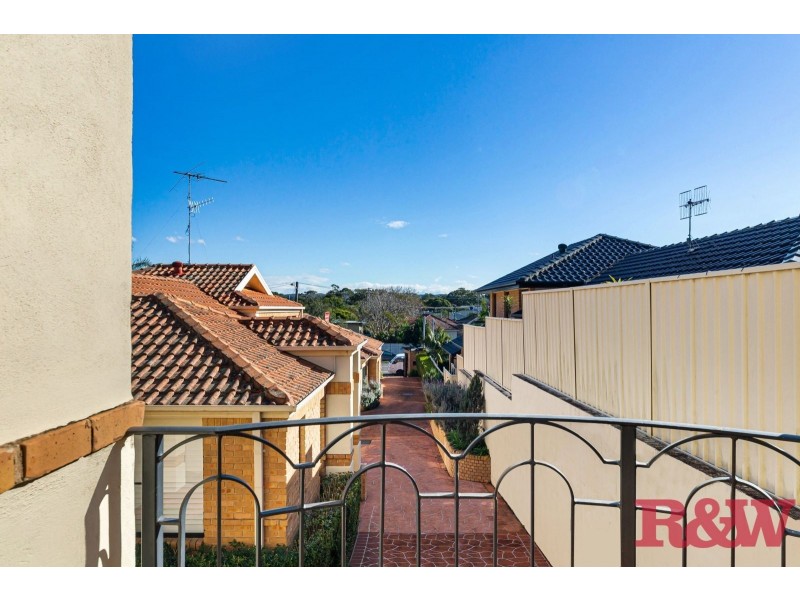 3/136 Broken Bay Rd, Ettalong Beach NSW 2257