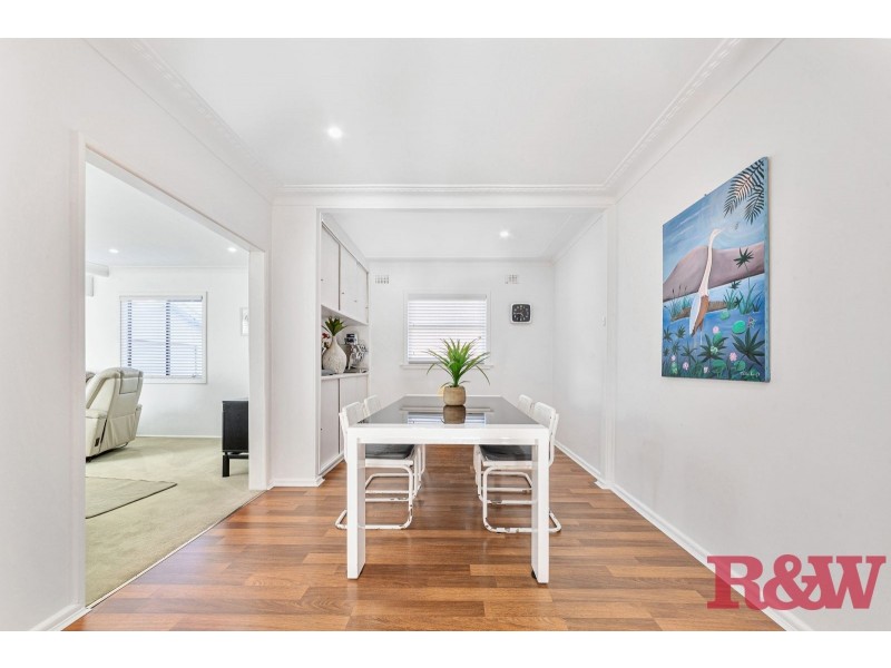 62 Robin Crescent, Woy Woy NSW 2256