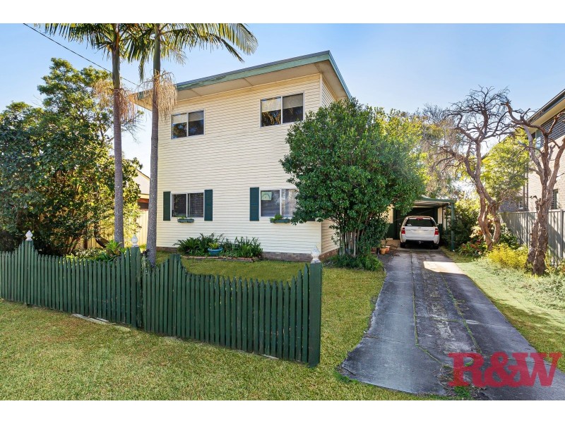 33 McEvoy Avenue, Umina Beach NSW 2257