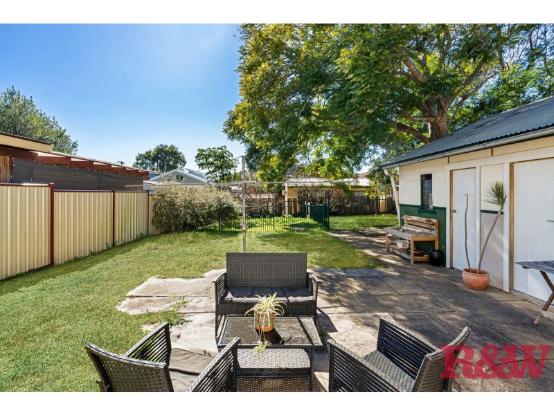 33 McEvoy Avenue, Umina Beach NSW 2257