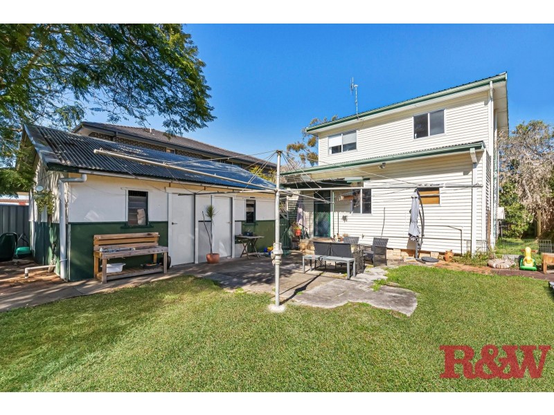 33 McEvoy Avenue, Umina Beach NSW 2257