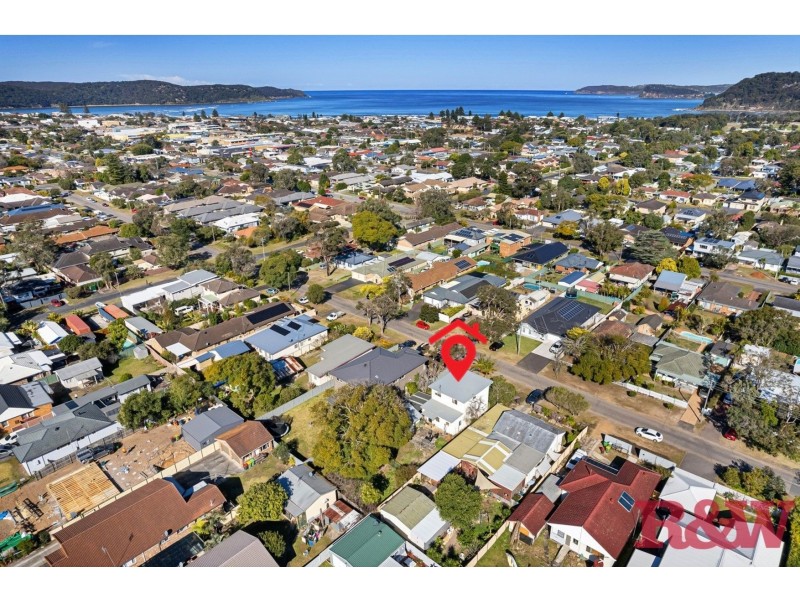 33 McEvoy Avenue, Umina Beach NSW 2257