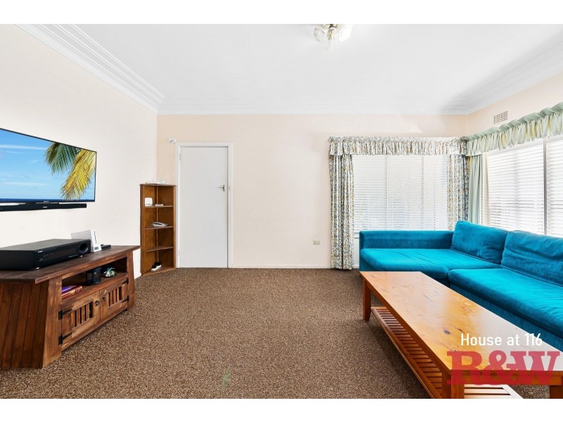 114 and 116 Barrenjoey Road, Ettalong Beach NSW 2257