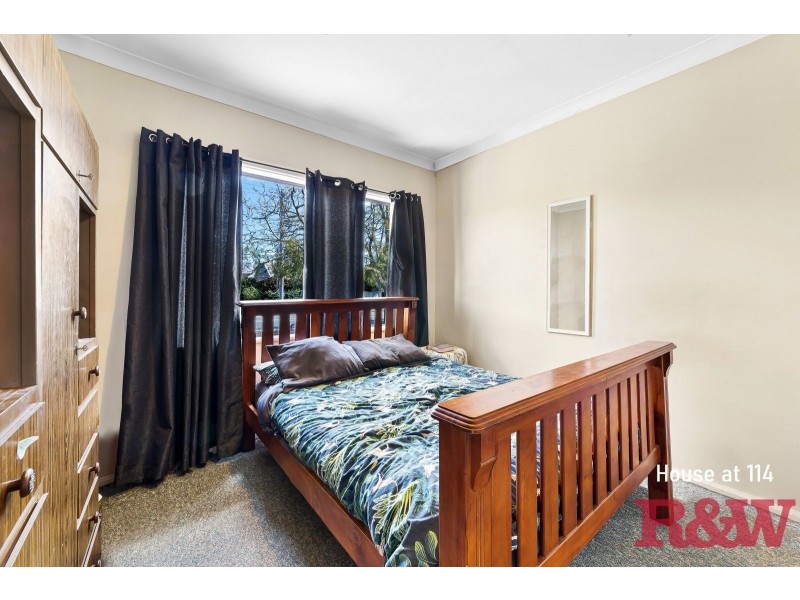 114 and 116 Barrenjoey Road, Ettalong Beach NSW 2257