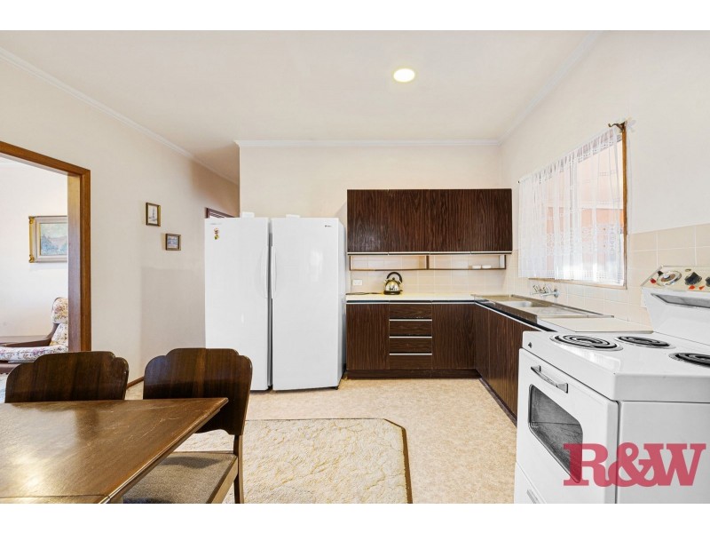 121 Broken Bay Road, Ettalong Beach NSW 2257